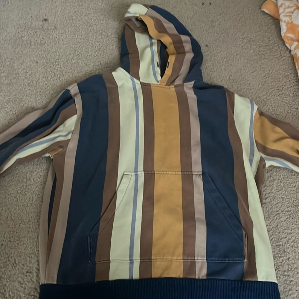 Urban striped sweatshirt